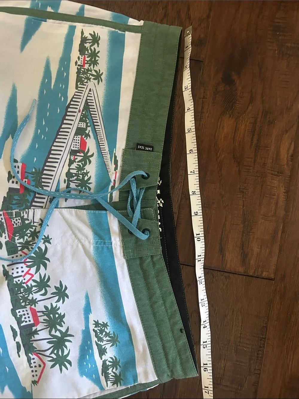 Dark Seas Men’s 19” Board Shorts